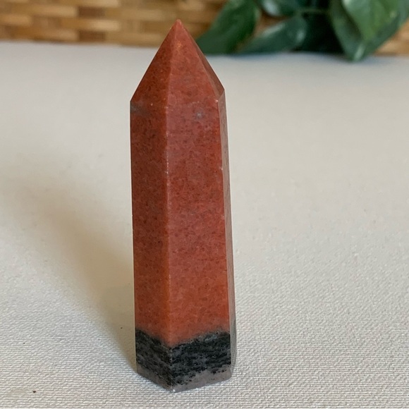 Red Calcite Crystal Tower Healing Point Obelisk Chakra Stone Reiki Wand 3.2" 68g - Picture 5 of 14
